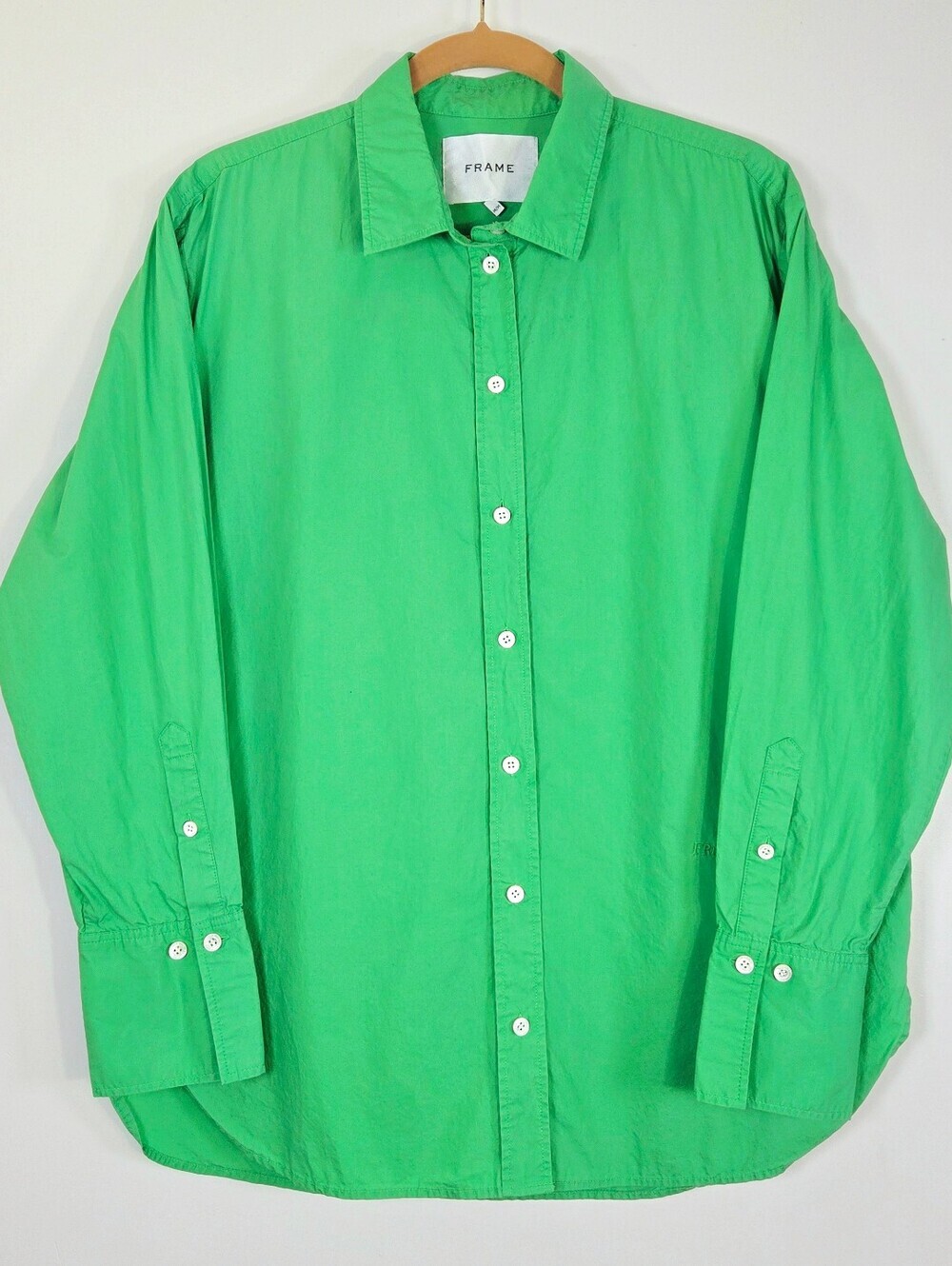 FRAME OVERSIZED 100% ORGANIG COTTON BUTTON DOWN SHIRT.